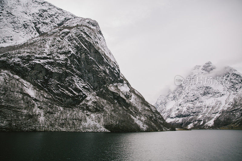 挪威冬季的n øyfjord